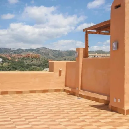 Cabopino Stunning 4bedroom Frontline Golf House בית נופש *