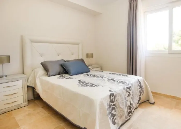 Cabopino Stunning 4bedroom Frontline Golf House בית נופש