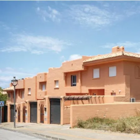 펜션 Cabopino Stunning 4bedroom Frontline Golf House *