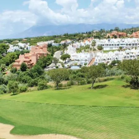 펜션 Cabopino Stunning 4bedroom Frontline Golf House 마르베야